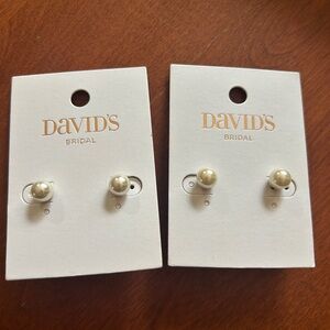 David's Bridal Cream Pearl Earrings